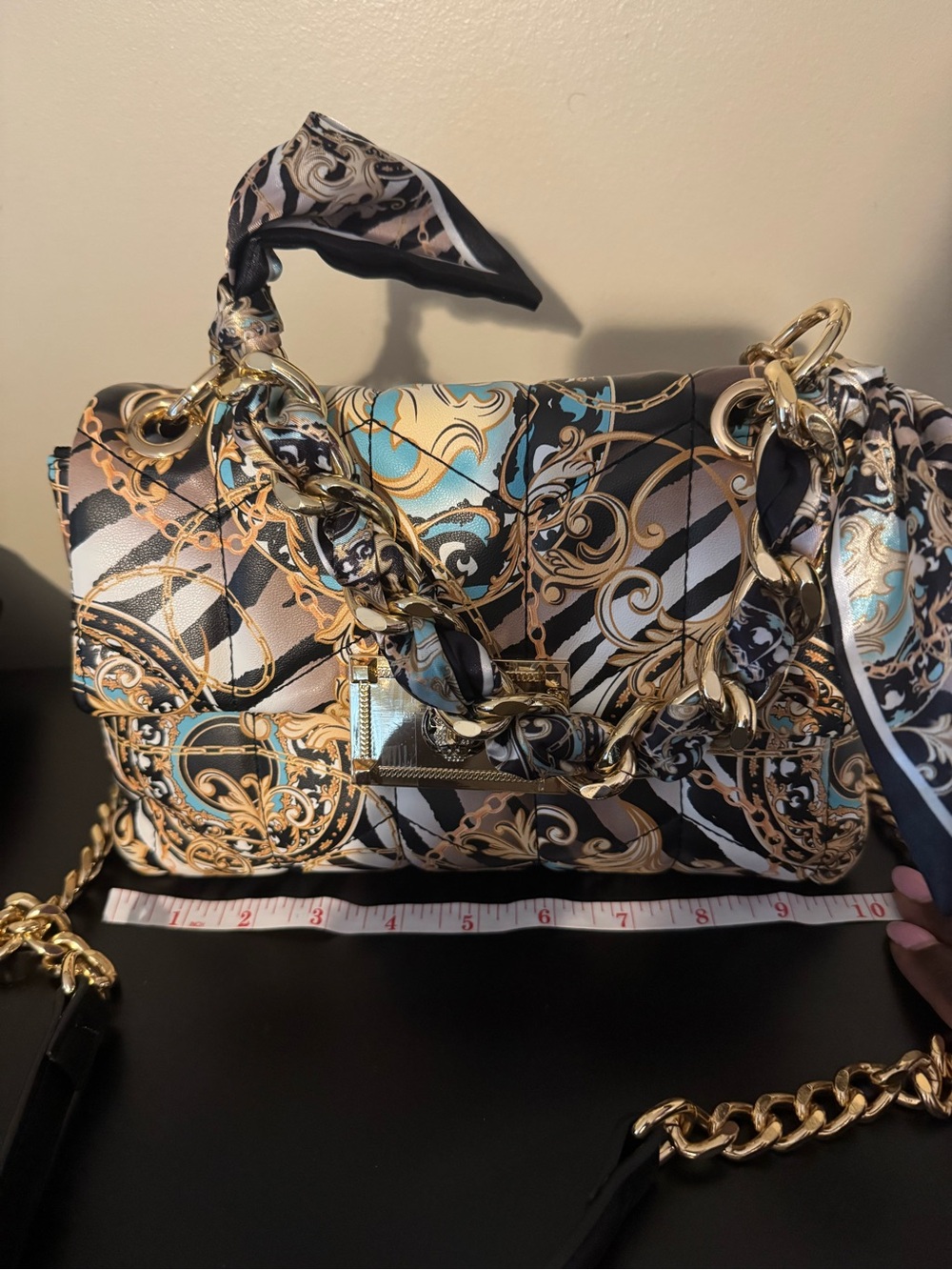 Printed Chain-Handle Shoulder Bag in Black & Gold - Picture 4 of 5